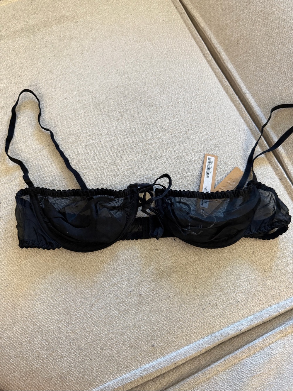 SKIMS Sheer romance balconette bra - Picture 3 of 5
